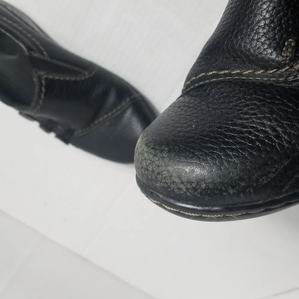 CLARKS COLLECTION WOMEN'S LOAFERS SIZE 7